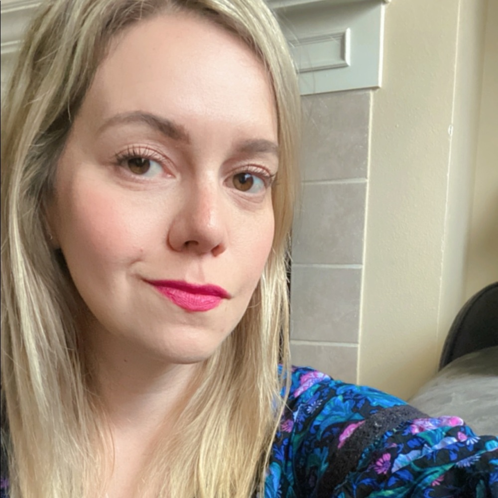 Meet your Posher, Gladys